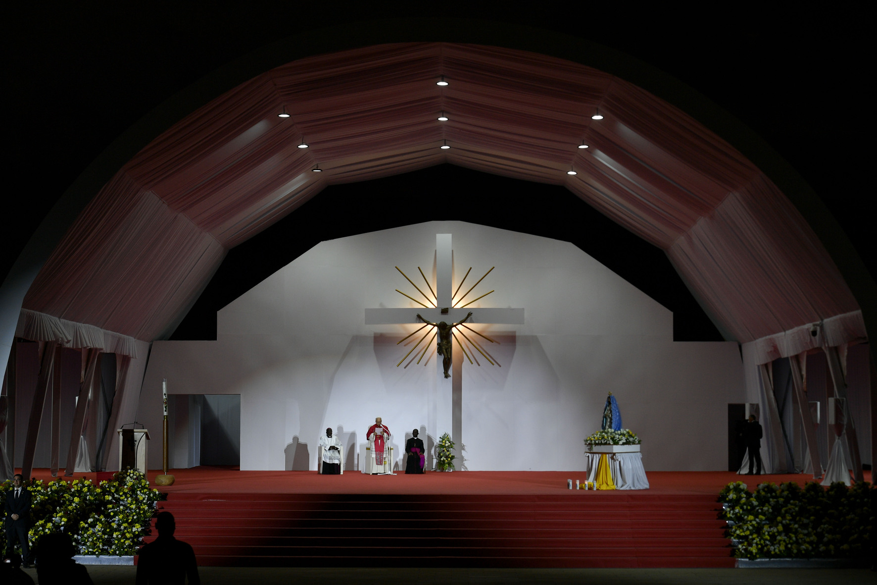 ANGOLA - Terza tappa Papa Leone