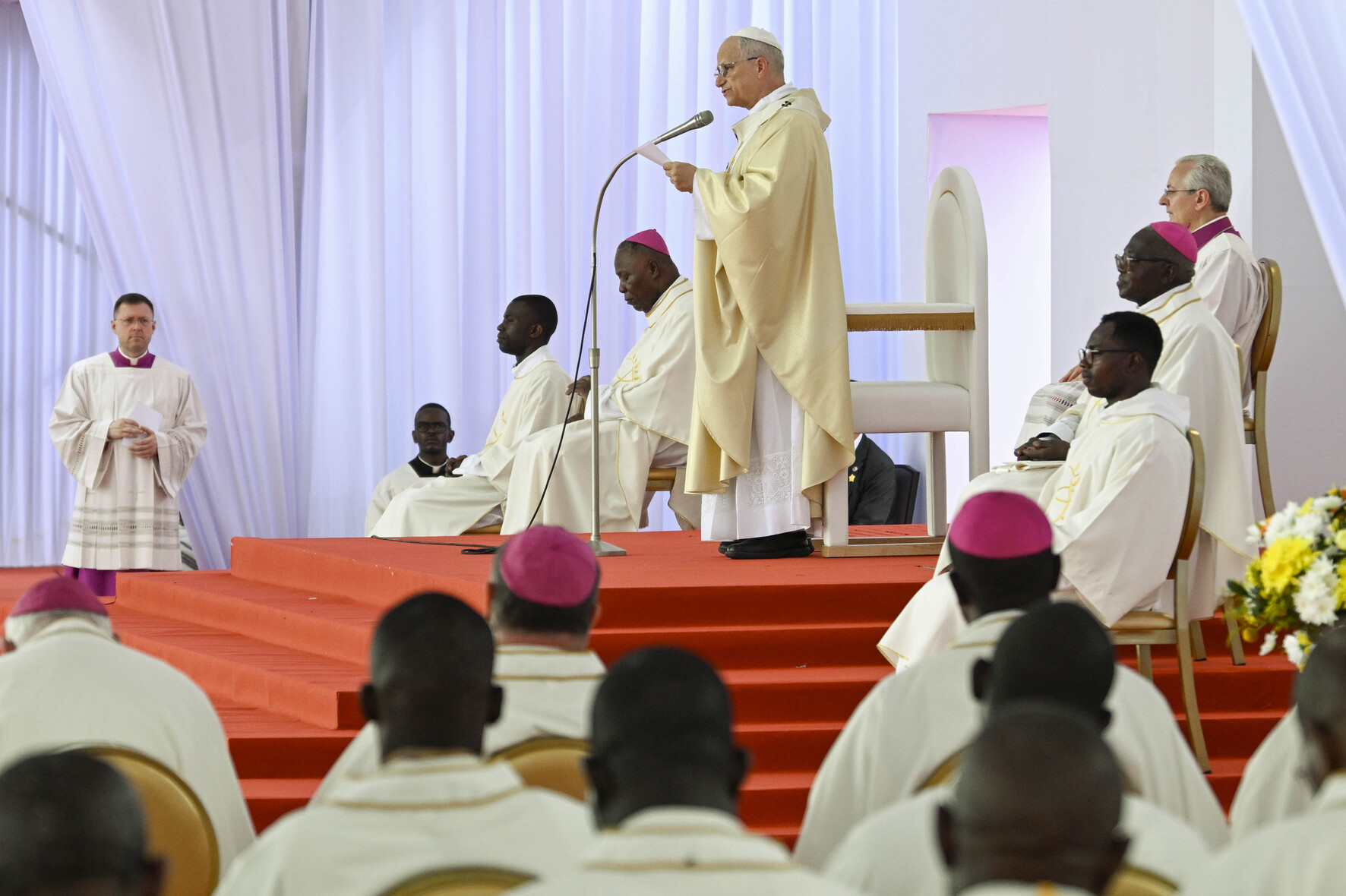 ANGOLA - Terza tappa Papa Leone